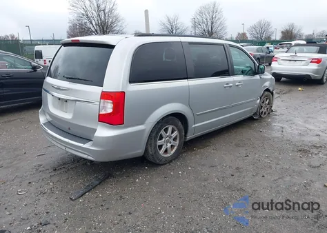 2012 Chrysler Town & Country Touring z USA, uszkodzony, nr VIN 2C4RC1BG5CR157418